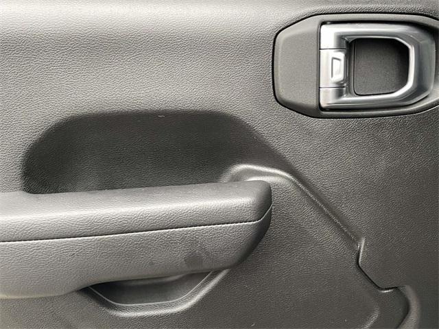 used 2025 Jeep Gladiator car, priced at $38,913