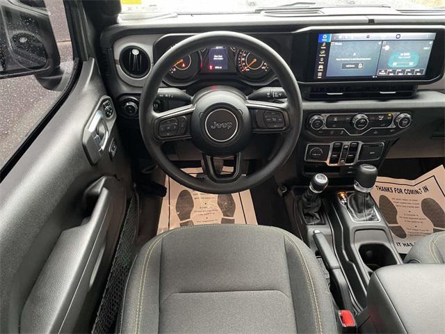 used 2025 Jeep Gladiator car, priced at $38,913