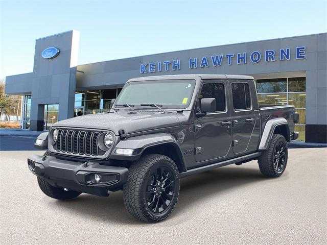 used 2025 Jeep Gladiator car, priced at $38,913