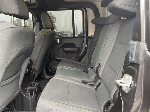 used 2025 Jeep Gladiator car, priced at $38,913