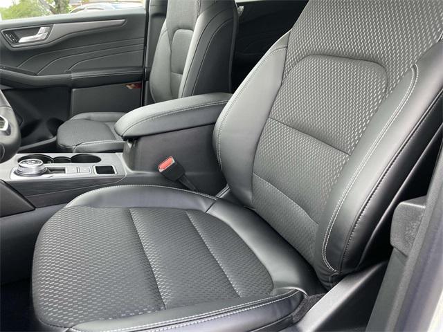 new 2025 Ford Escape PHEV car, priced at $32,724