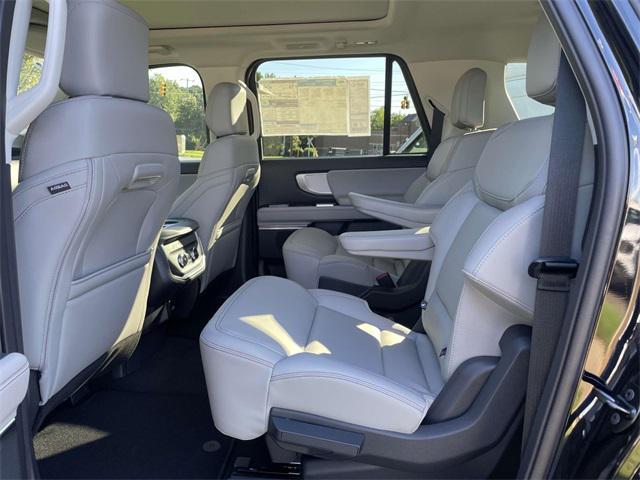 new 2025 Ford Expedition Max car, priced at $72,466