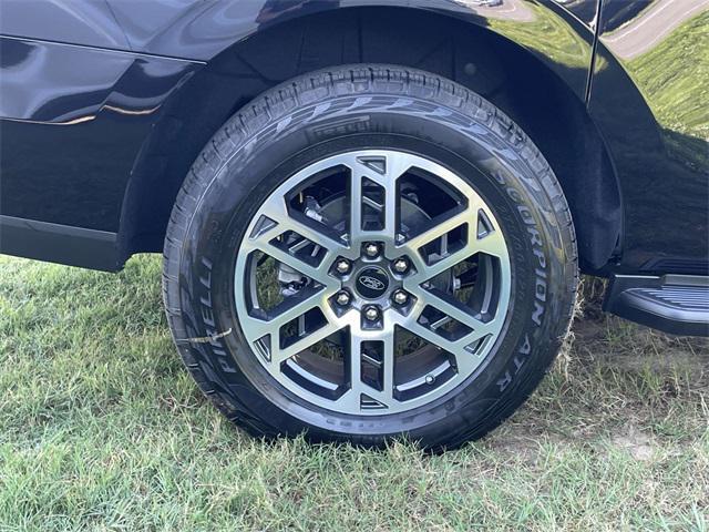 new 2025 Ford Expedition Max car, priced at $72,466