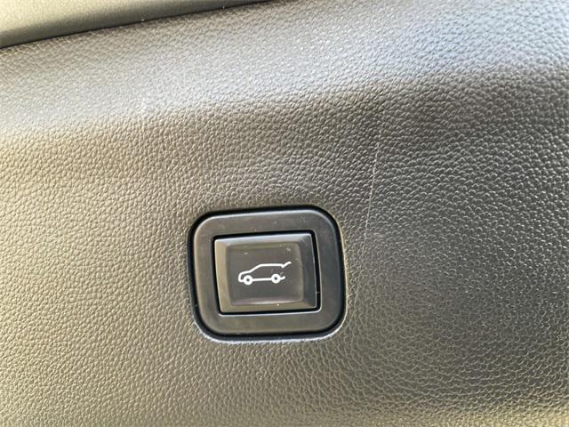 used 2021 Buick Enclave car, priced at $25,600