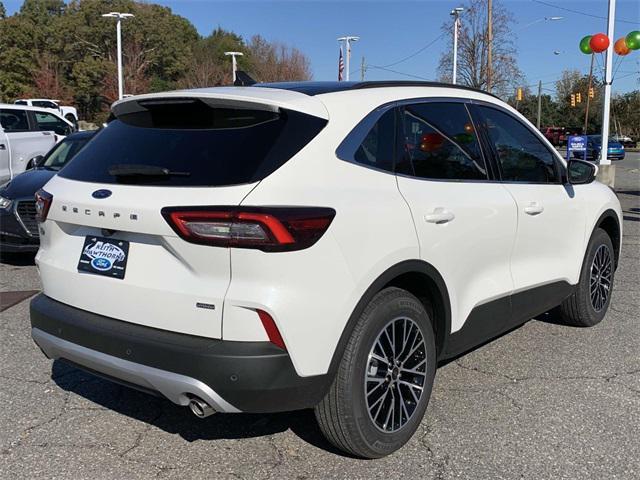 new 2025 Ford Escape car, priced at $39,095