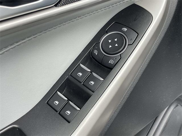 used 2022 Ford Explorer car, priced at $35,900