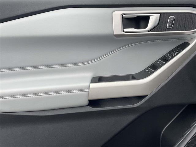 used 2022 Ford Explorer car, priced at $35,900