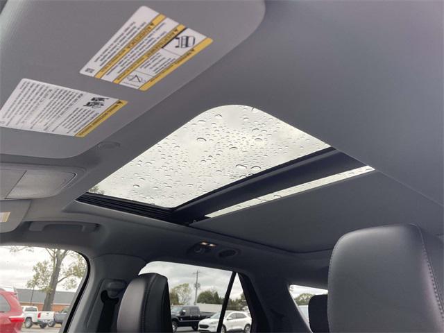 used 2022 Ford Explorer car, priced at $35,900