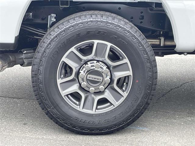 new 2025 Ford F-250 car, priced at $73,283