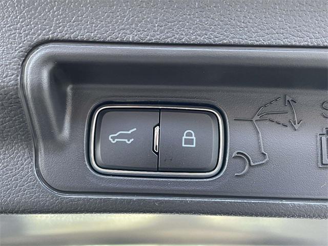 new 2025 Ford Explorer car, priced at $36,971