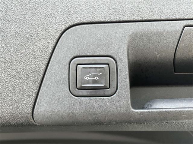 used 2022 Buick Envision car, priced at $26,083