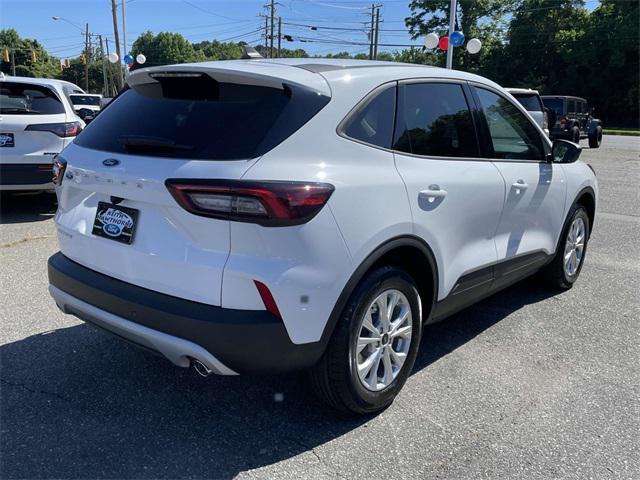 new 2025 Ford Escape car, priced at $29,059