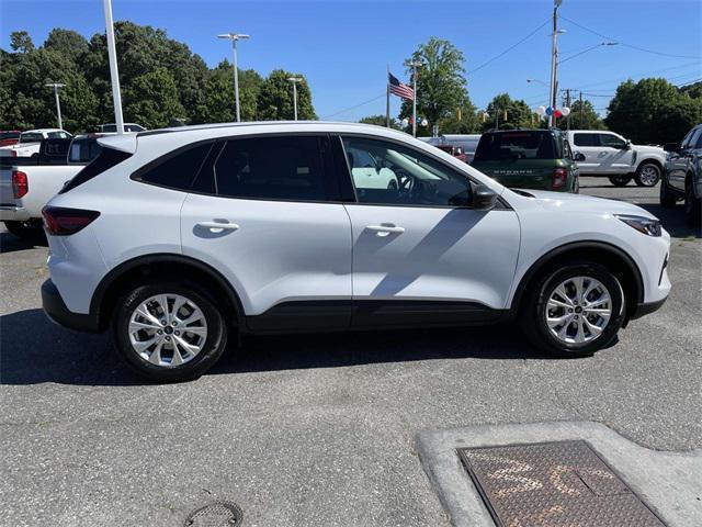 new 2025 Ford Escape car, priced at $29,059