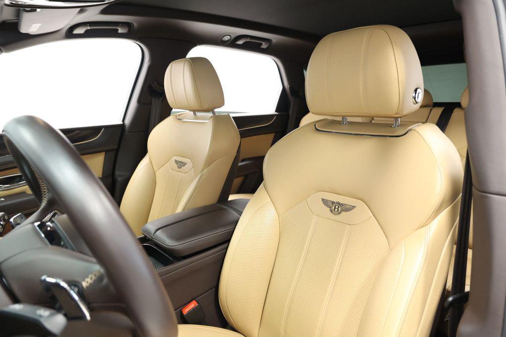 used 2021 Bentley Bentayga car, priced at $118,999