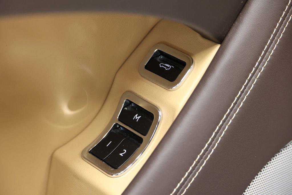 used 2021 Bentley Bentayga car, priced at $118,999