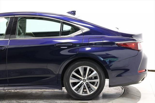 used 2020 Lexus ES 350 car, priced at $29,985