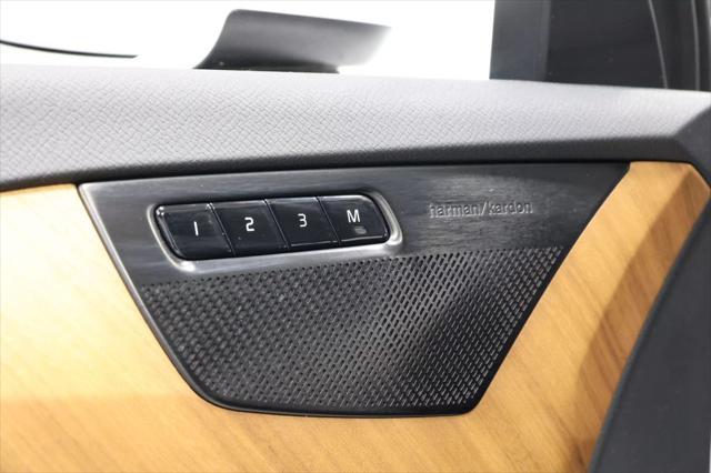 used 2022 Volvo XC90 car, priced at $37,985