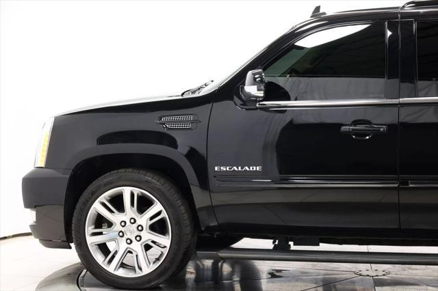 used 2012 Cadillac Escalade car, priced at $13,985