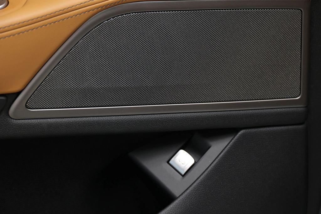 used 2019 BMW 750 car, priced at $34,985