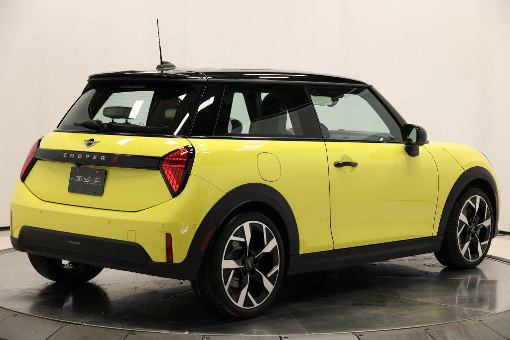 used 2025 MINI Hardtop car, priced at $31,999