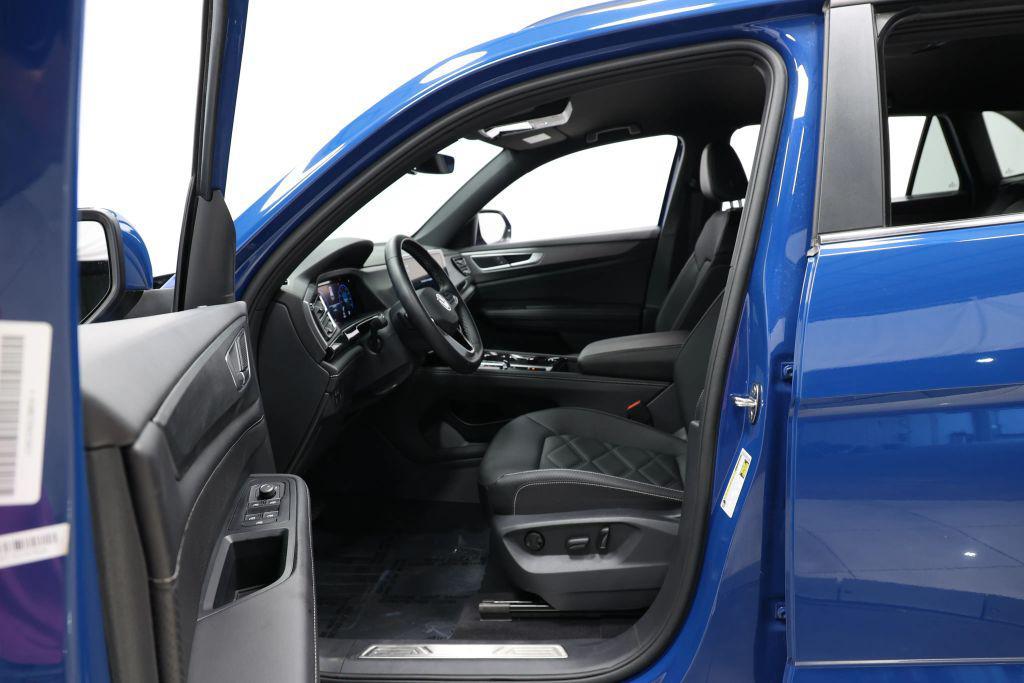 used 2025 Volkswagen Atlas Cross Sport car, priced at $34,585