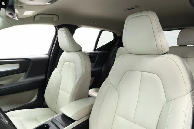used 2019 Volvo XC40 car, priced at $19,585