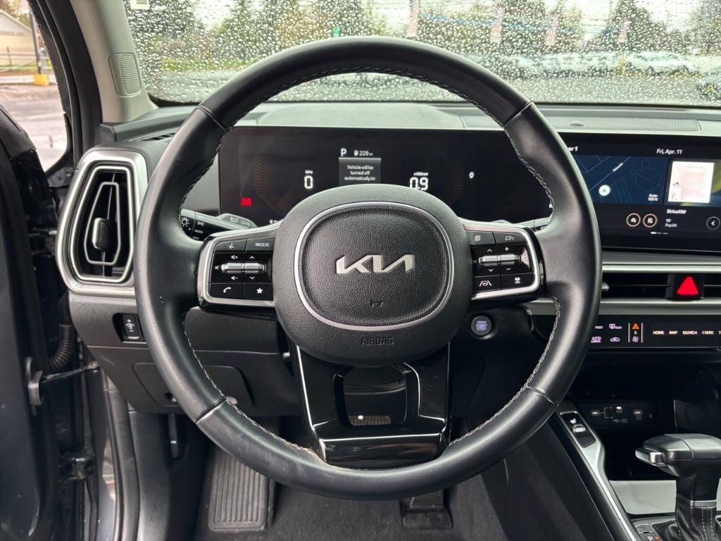 used 2024 Kia Sorento car, priced at $30,879