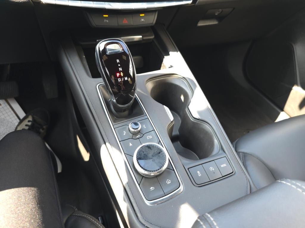 used 2024 Cadillac XT4 car, priced at $37,993