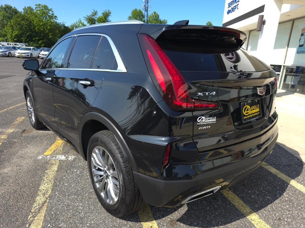 used 2024 Cadillac XT4 car, priced at $37,993