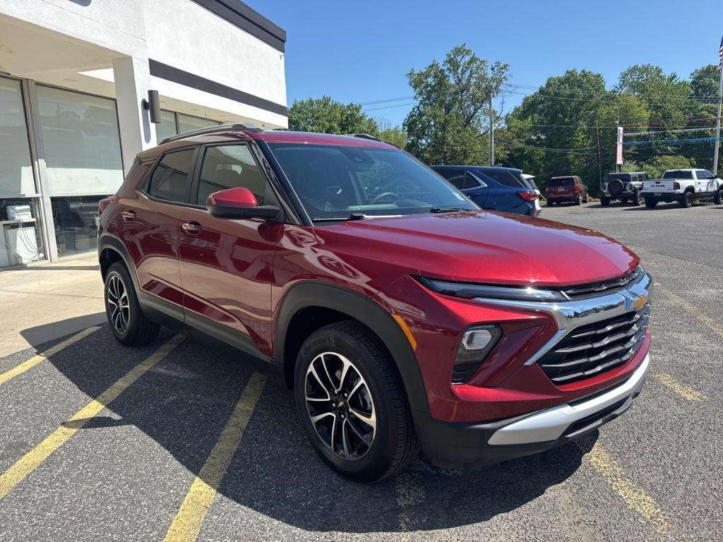 used 2024 Chevrolet TrailBlazer car, priced at $24,568