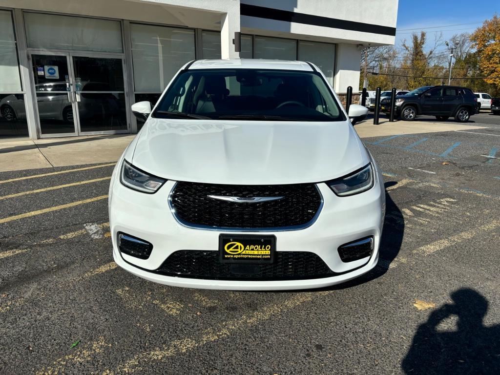 used 2023 Chrysler Pacifica car, priced at $25,589