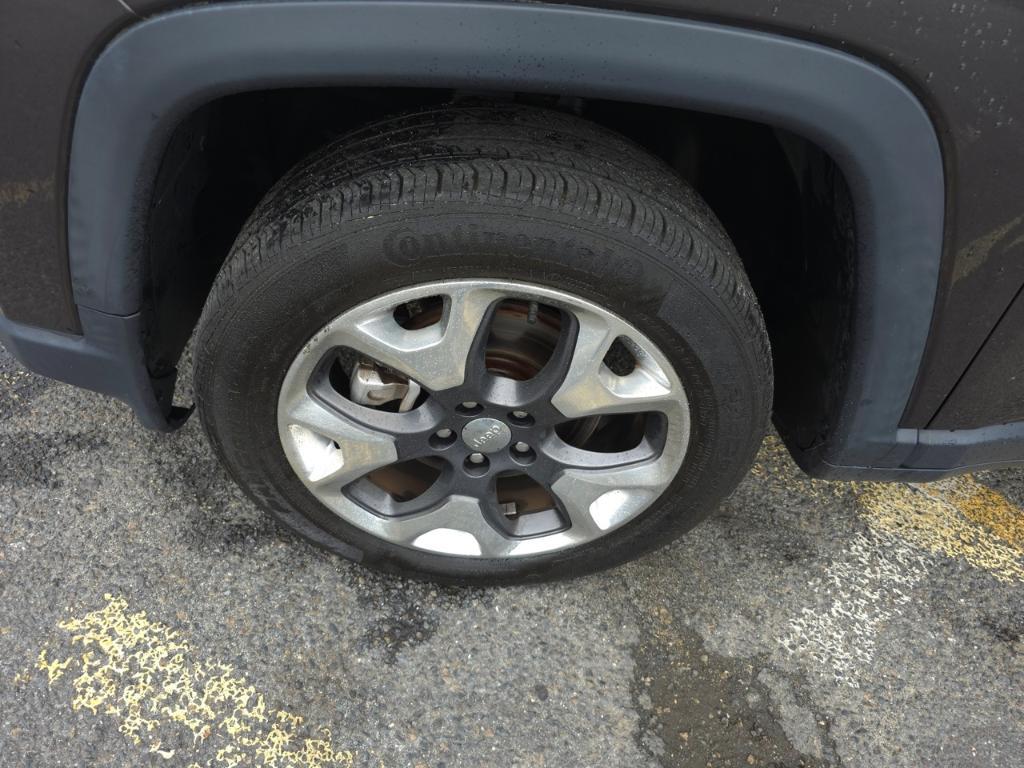 used 2019 Jeep Compass car, priced at $17,495