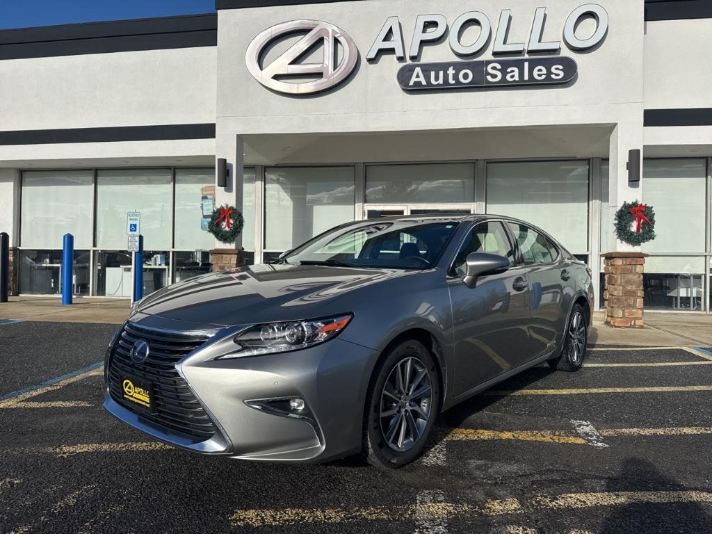 used 2016 Lexus ES 300h car, priced at $23,082