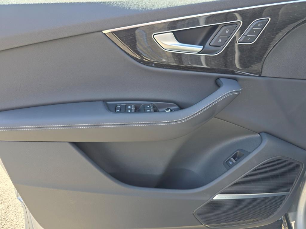 used 2025 Audi Q7 car, priced at $65,415