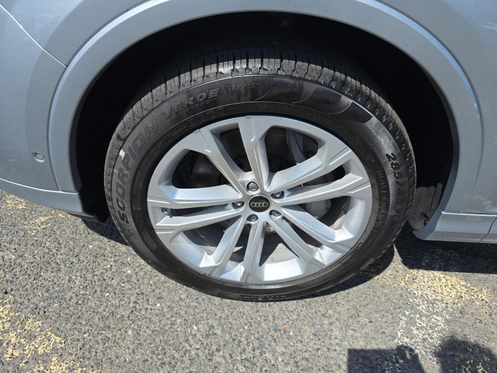 used 2025 Audi Q7 car, priced at $65,415