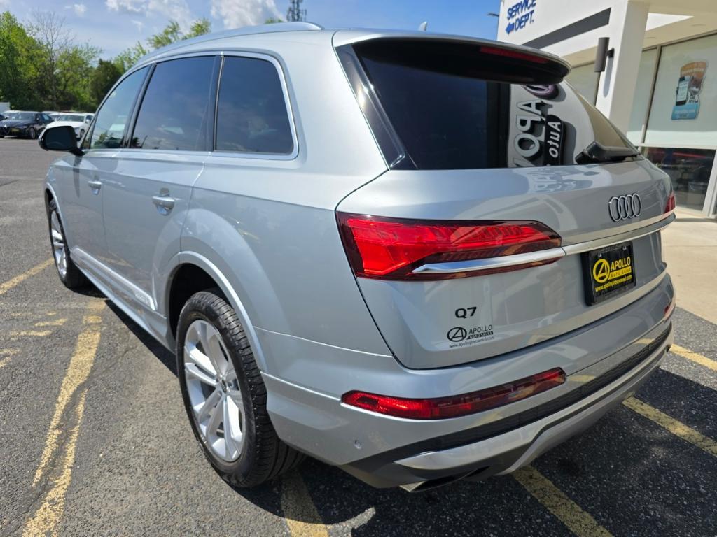 used 2025 Audi Q7 car, priced at $65,415