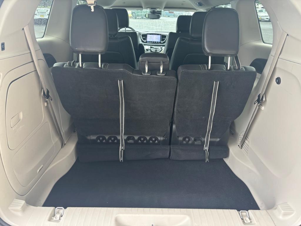used 2023 Chrysler Pacifica Hybrid car, priced at $28,336