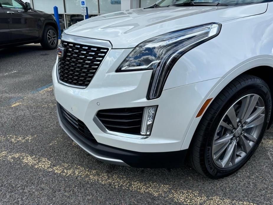 used 2022 Cadillac XT5 car, priced at $34,557