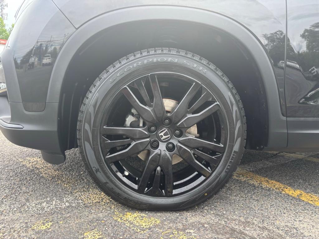 used 2022 Honda Pilot car, priced at $31,993