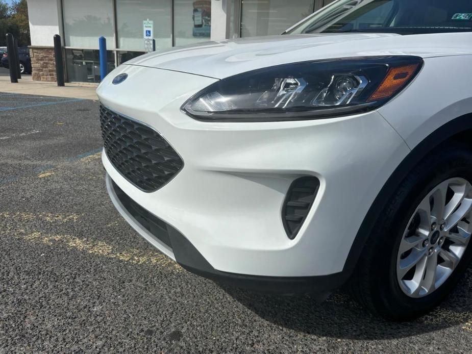 used 2022 Ford Escape car, priced at $20,274