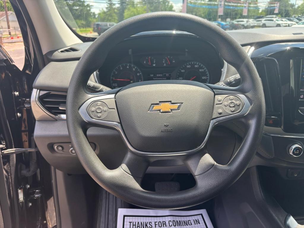 used 2021 Chevrolet Traverse car, priced at $22,993