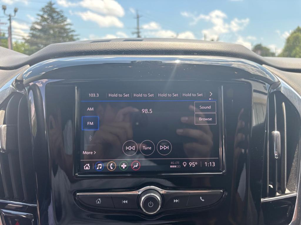 used 2021 Chevrolet Traverse car, priced at $22,993