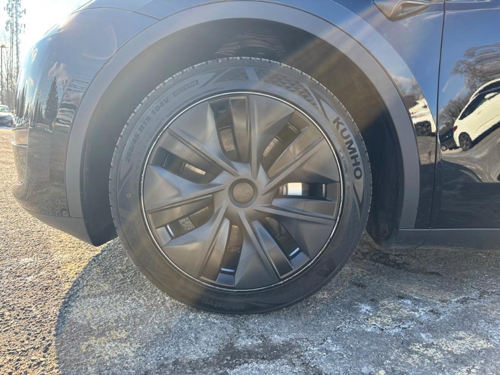 used 2024 Tesla Model Y car, priced at $37,489
