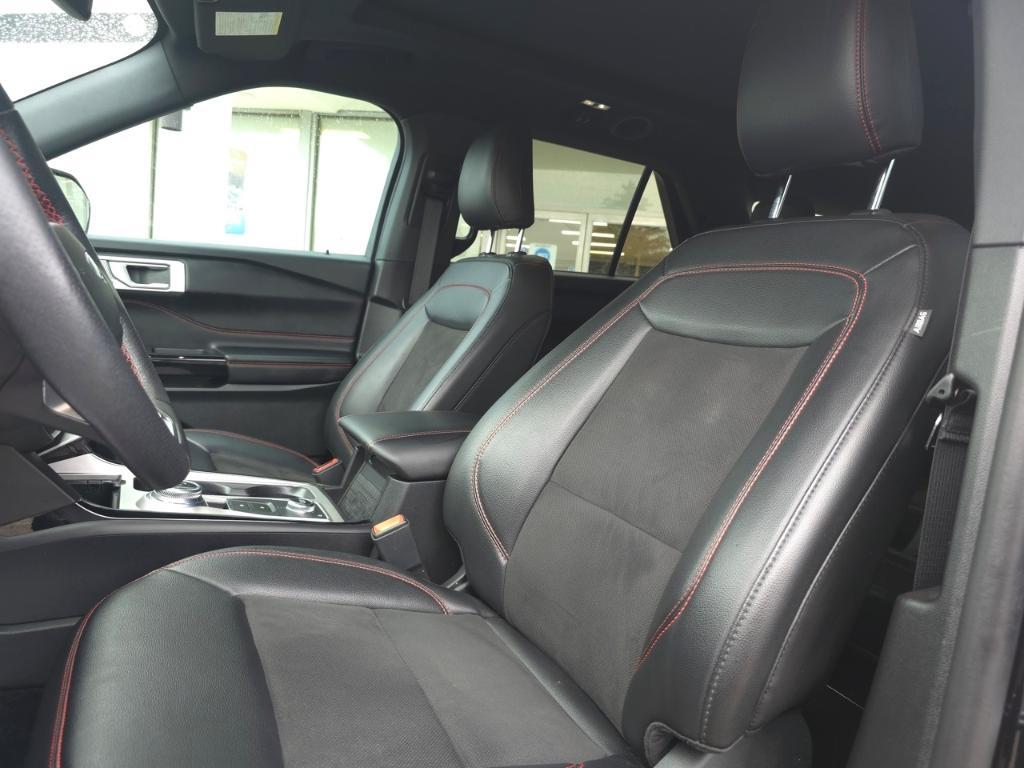 used 2023 Ford Explorer car, priced at $38,995