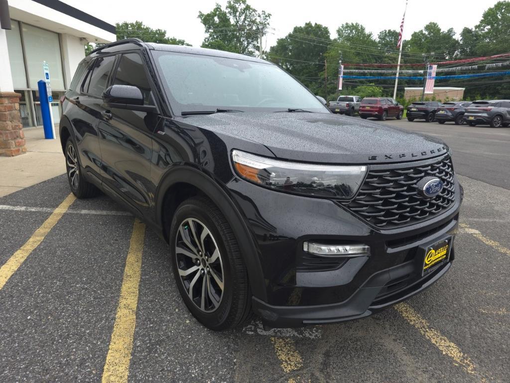 used 2023 Ford Explorer car, priced at $38,995