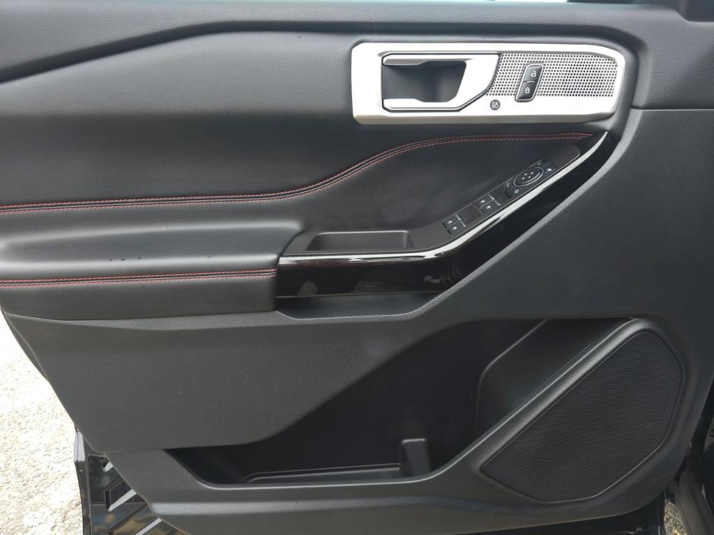 used 2023 Ford Explorer car, priced at $38,995