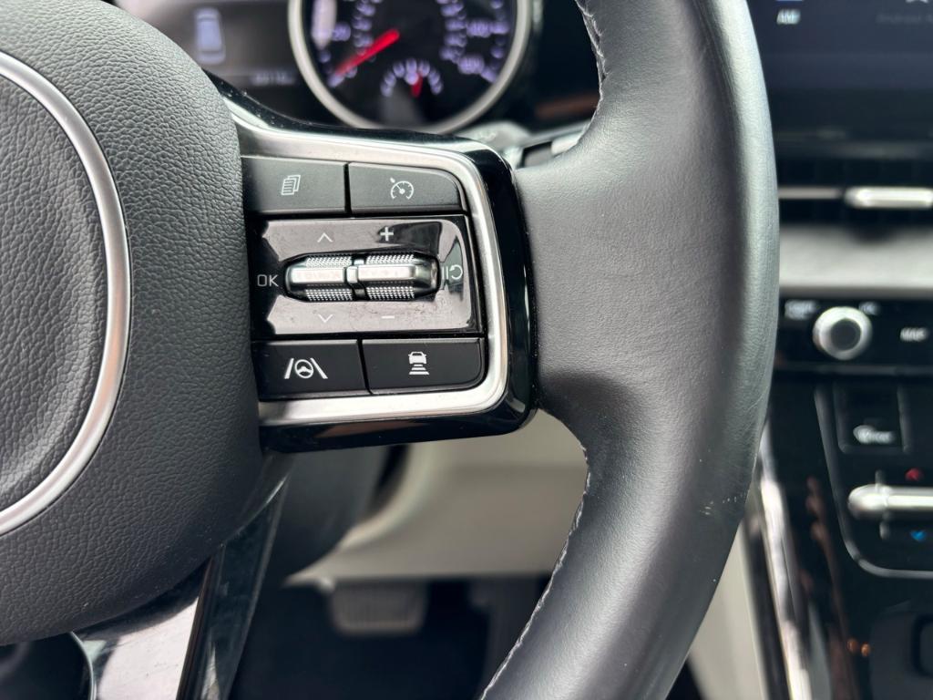 used 2022 Kia Carnival car, priced at $26,443