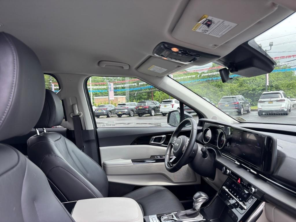 used 2022 Kia Carnival car, priced at $26,443