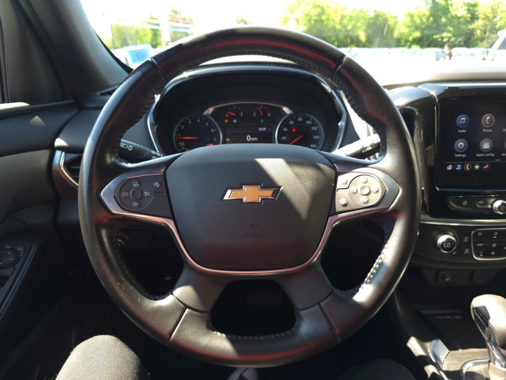 used 2022 Chevrolet Traverse car, priced at $29,492