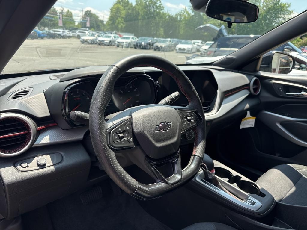 used 2025 Chevrolet Trax car, priced at $24,994